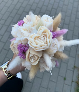 Bukiet delikatności - liliowa chmurka